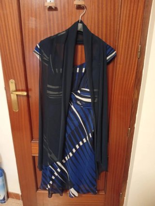 Vestido de fiesta azul y blanco Incluye fular