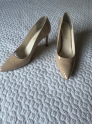 Zapatos salón charol beige T.39