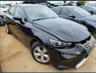 Despiece Lexus IS300h