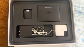 MacBook Air 13 4GB RAM 256GB SSD