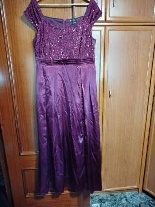 Vestido de fiesta largo burdeos