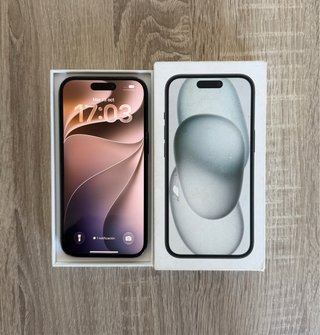 iPhone 15 100%