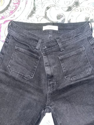 Pantalones vaqueros negros Mango