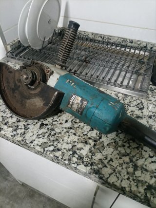 Amoladora Radial Makita GA9020R