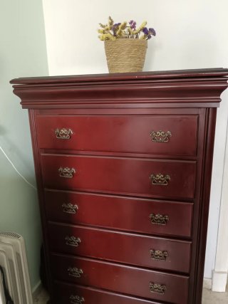 Cómoda de madera maciza