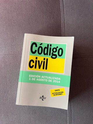 Código Civil Edición Actualizada 2014