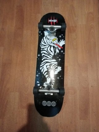 Skate Nomad