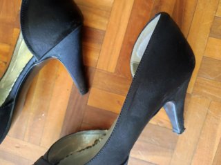 Zapatos de tacón negros