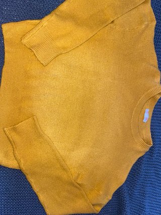 Jersey de invierno amarillo