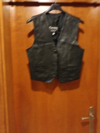 Chaleco de cuero negro para mujer