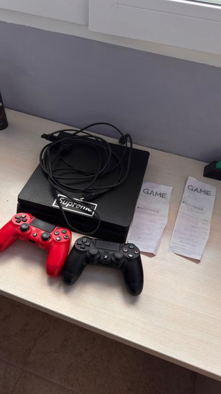 PS4 (PlayStation 4) 1TB Negra