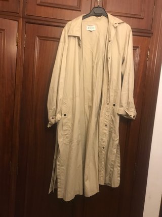 Gabardina Stradivarius Beige