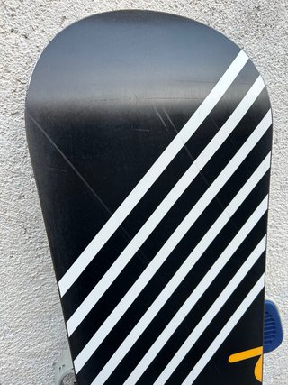 Equipo de snowboard completo en buen estado de uso