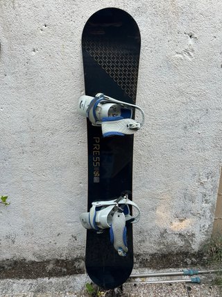 Equipo de snowboard completo en buen estado de uso