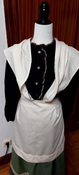 Traje de casera tradicional