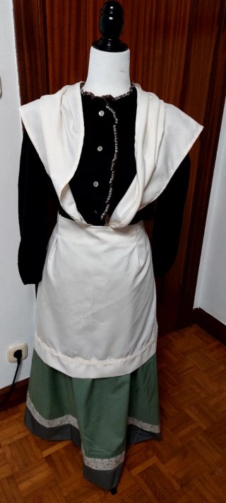Traje de casera tradicional