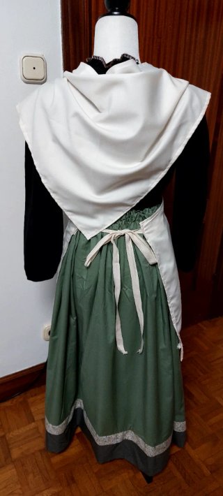 Traje de casera tradicional