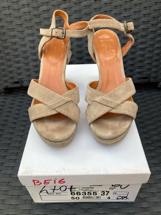 Sandalias BPZ Beige Talla 37