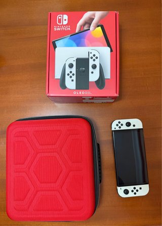 Nintendo Switch OLED Blanca + estuche