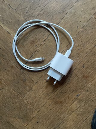 Cargador Apple iPhone 30W