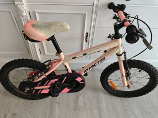 Bicicleta Infantil Atractor Rosa y Blanca