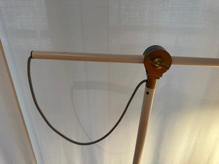 Lámpara de pie IKEA Ranarp Beige/Dorado