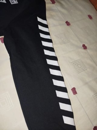 Sudadera Polinesia Negra con Capucha Talla M