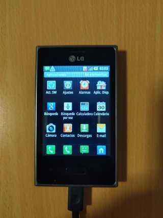 Vecchio cellulare LG