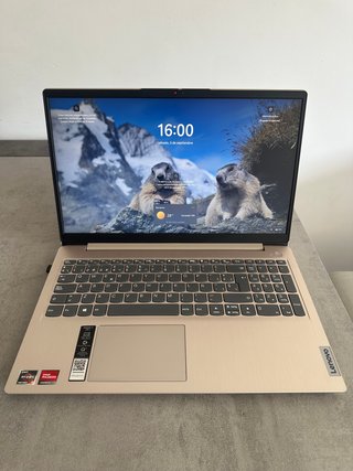 Lenovo IdeaPad 3 Ryzen 5 5500U 8GB 512GB SSD