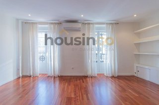 Piso en alquiler en Recoletos en Madrid