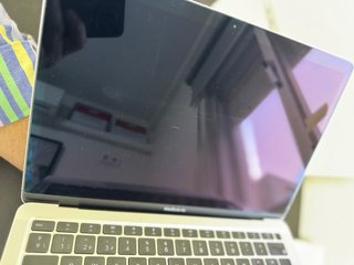 Macbook Air M1 (256GB)