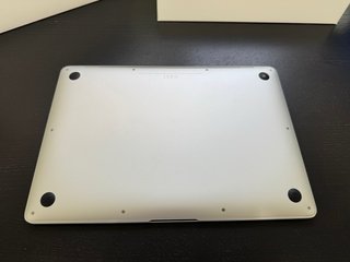 Macbook Air M1 (256GB)