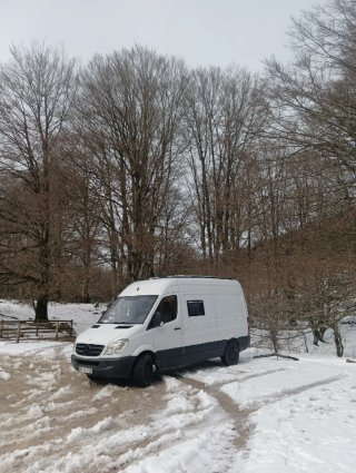 Mercedes-Benz Sprinter camper