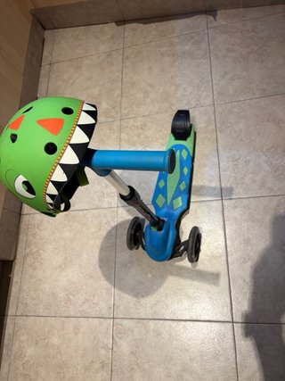 Patinete y Casco Infantil (1-4 años)