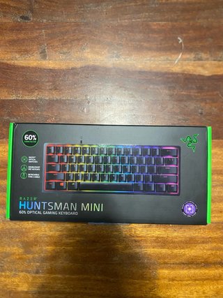 Razer Huntsman Mini 60% Purple Switches (Con Caja)
