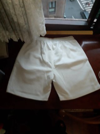 Pantalón corto Ami Paris blanco