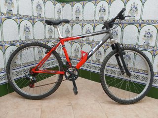 Bicicleta BH Supra 600
