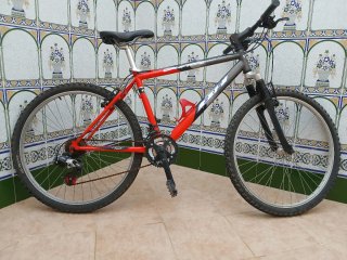 Bicicleta BH Supra 600