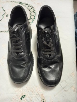 Scarpe Hogan Interactive nere