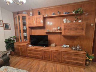 Mueble de salón de madera