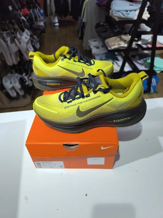 Zapatillas Nike Vomero 18 SE