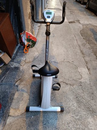 Bicicleta estática BH