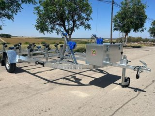 NUEVO: Remolque para dos motos de agua
