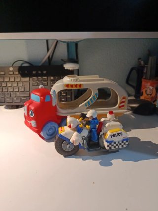 Set de Juguetes: Camión y Moto de Policía