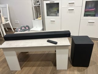 Barra de Sonido y Subwoofer PEAQ PSB400