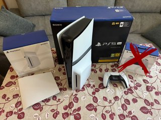 PS5 Pro 2TB Blanca con Mando y Lector