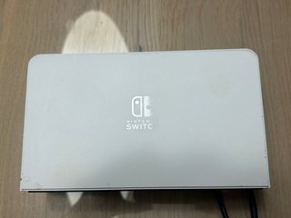 Nintendo Switch OLED Blanca con Accesorios