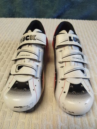 Zapatillas de ciclismo carretera marca LUCK, 39.