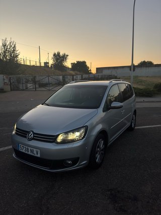 Volkswagen Touran 2012
