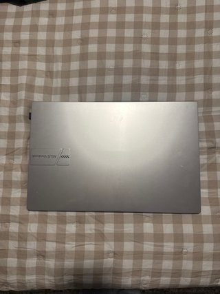 Portátil ASUS Vivobook Plata